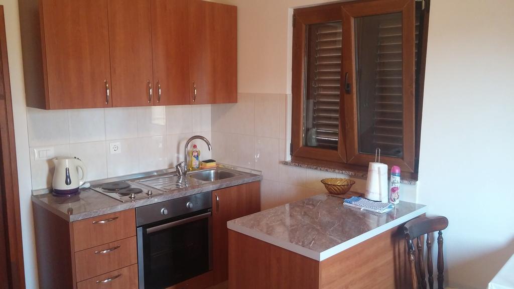 Apartments Anastazija Нин Экстерьер фото